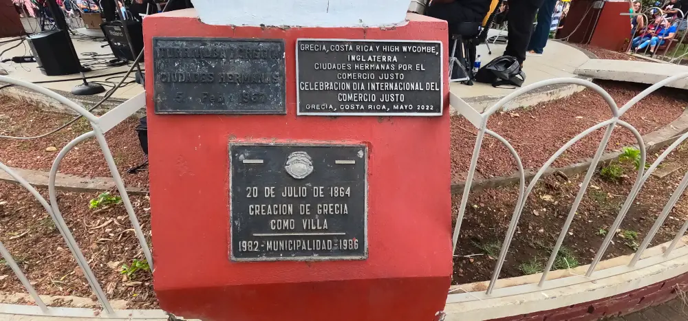 plaques in the park of Grecia, costa rica